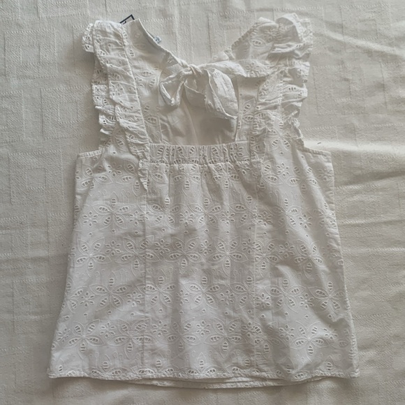 Lot of 4 NWT Cute Crown & Ivy Tops - Picture 16 of 16